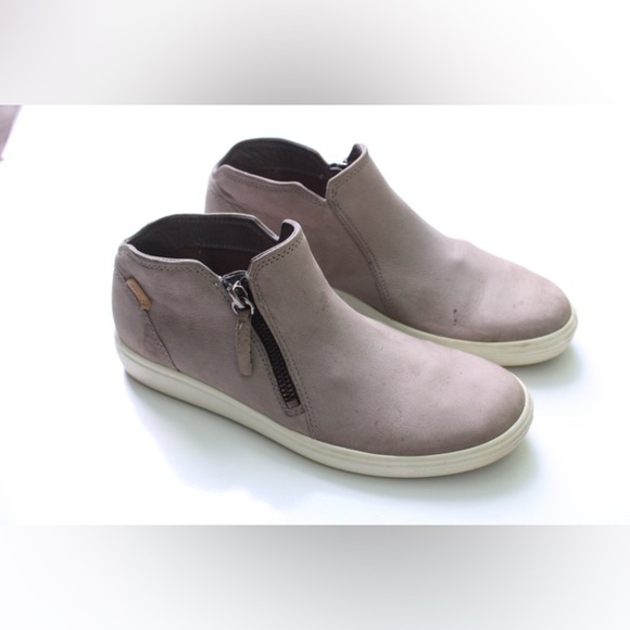 Ecco soft booties - Picture 6 of 11